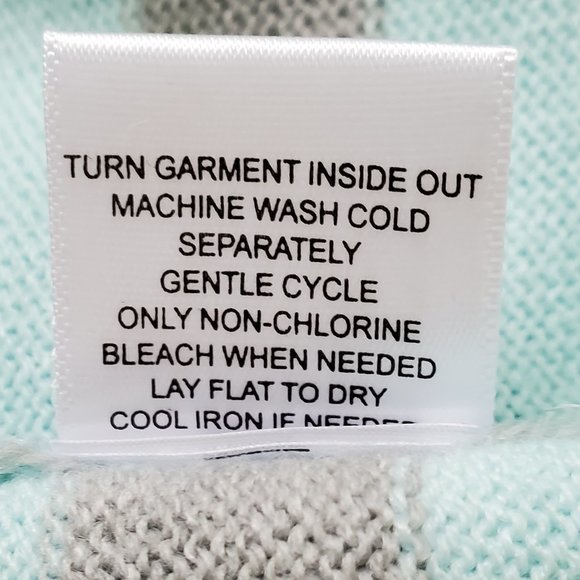 New York & Company Preppy Striped V-Neck Knit Sweater NEW NWT Size L - Picture 11 of 13